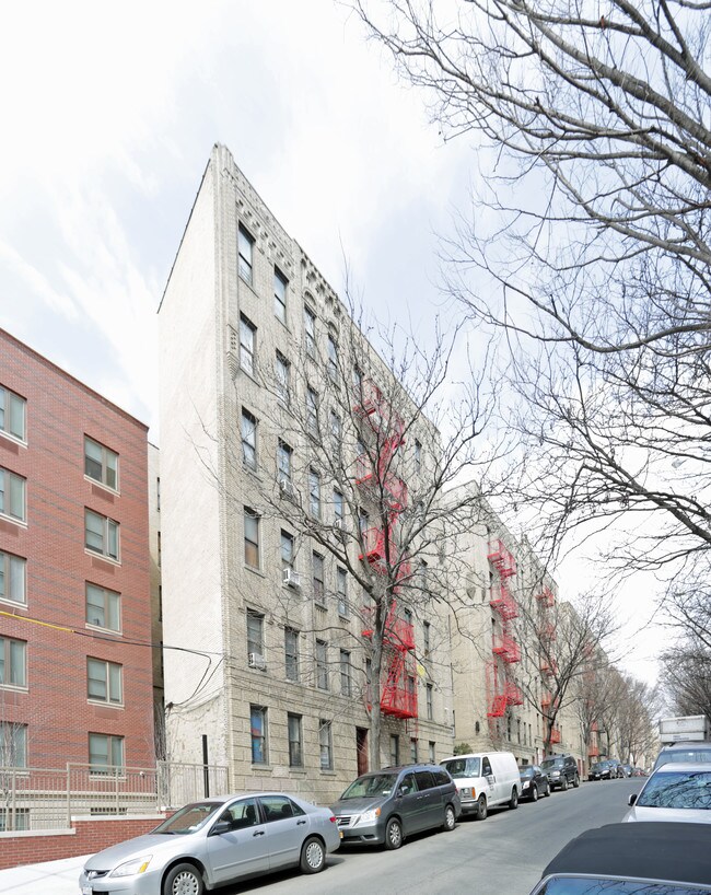 3133-3135 Rochambeau in Bronx, NY - Foto de edificio - Building Photo