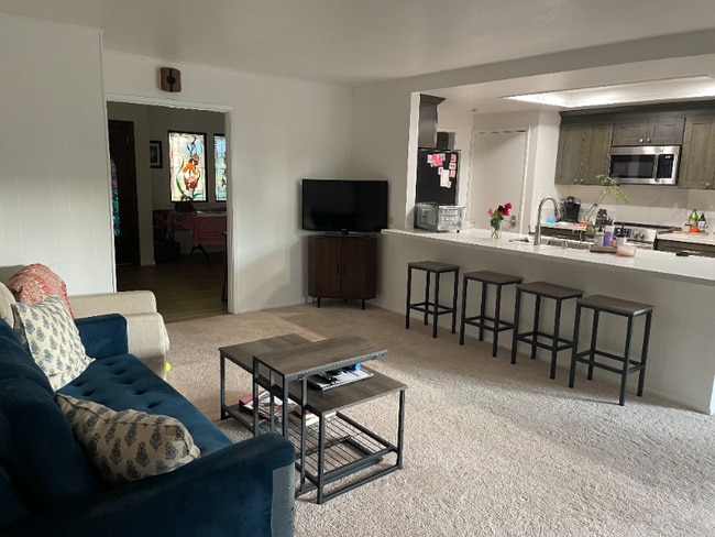 property at 2291 University Ave