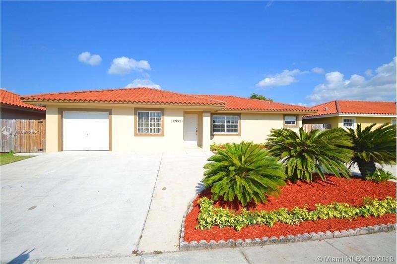 21242 SW 125th Path in Miami, FL - Building Photo