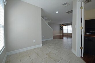 5521 Turtle Crossing Loop in Tampa, FL - Building Photo - Building Photo