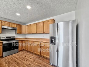6128 Los Robles Ln in Mesquite, TX - Building Photo - Building Photo