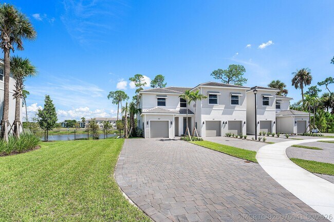 property at 157 Lakeside Lndg Ct