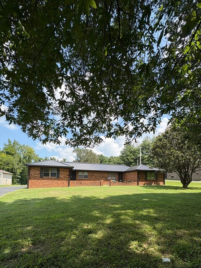 property at 5030 Benton Rd