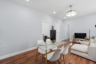 17 Troy St in Jersey City, NJ - Building Photo - Building Photo