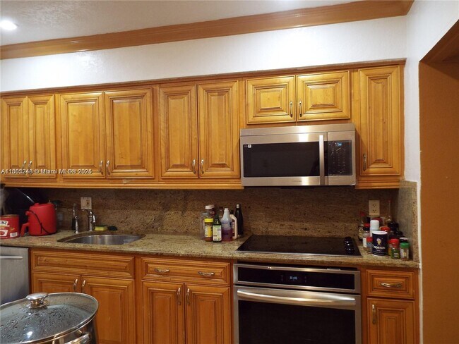 2510 Wiley St in Hollywood, FL - Building Photo - Building Photo