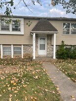1484 S Sonora Dr in Columbia, MO - Building Photo