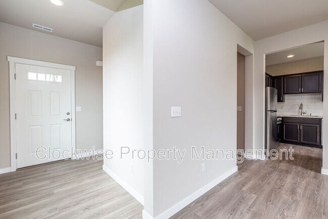 118 Tacoma Ct NW in Orting, WA - Building Photo - Building Photo