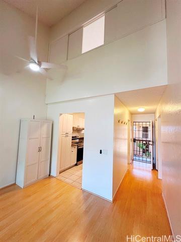 98-1375-1375 Koaheahe Pl in Pearl City, HI - Building Photo