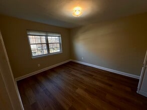 2100 North Scott Street, Unit Unit 101 in Arlington, VA - Building Photo - Building Photo