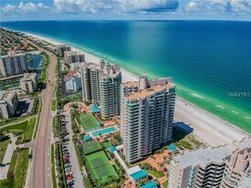 1540 Gulf Blvd in Clearwater, FL - Building Photo