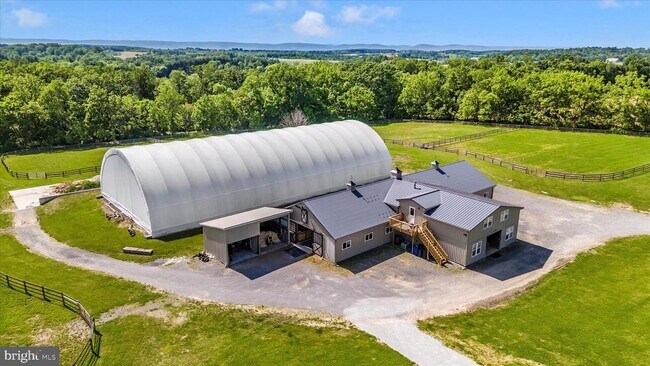 10224 Bessie Clemson Rd in Union Bridge, MD - Building Photo - Building Photo