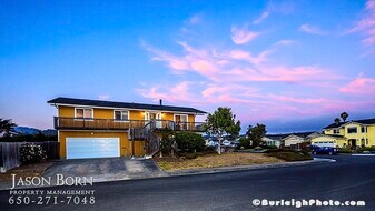400 Beach Ave in Half Moon Bay, CA - Building Photo