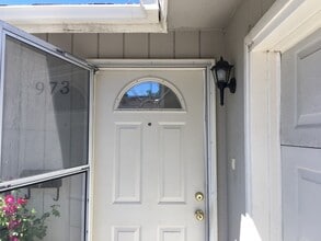 973 Holman Way in Sparks, NV - Building Photo - Building Photo