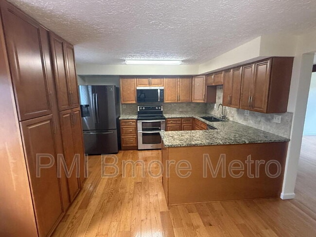 property at 9239 Redbridge Ct