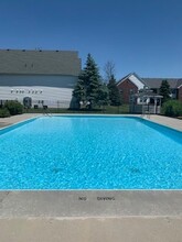 Lakes at Ashton Village in Ashville, OH - Building Photo - Building Photo