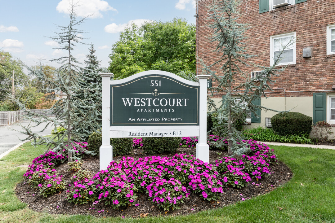 Westcourt in Caldwell, NJ - Building Photo