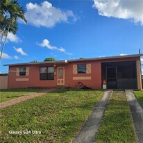 11520 SW 186th St in Miami, FL - Building Photo