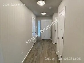 2025 Sara Vista Dr in Yukon, OK - Building Photo - Building Photo