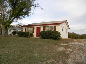 112 Belmont Dr in Hurst, TX - Building Photo