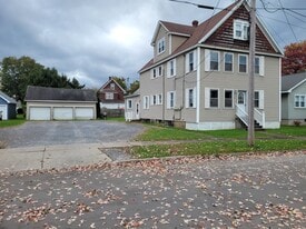 41 White St, Unit 1 in New York Mills, NY - Building Photo