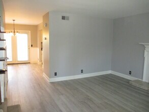 601 Boyd Mill Ave, Unit L6 in Franklin, TN - Building Photo - Building Photo