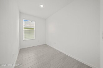 2264 Middlebury Drive in Palm Bay, FL - Building Photo - Building Photo