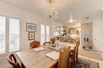 913 Mallery St in St. Simons Island, GA - Building Photo - Building Photo