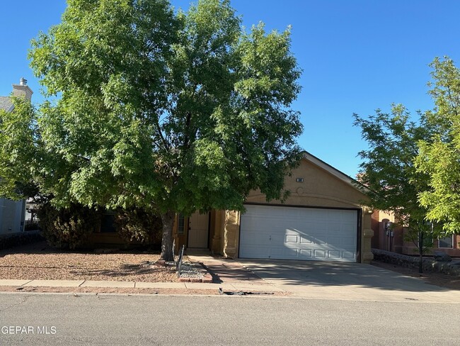 property at 380 Jardin Bello Ave