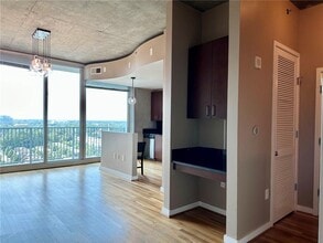 361 17th St NW in Atlanta, GA - Building Photo - Building Photo