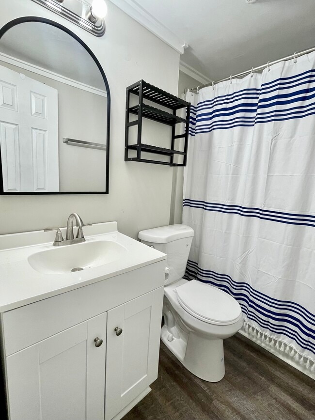 914 W College St in Florence, AL - Building Photo - Building Photo