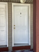 417 N Delaware St in Paulsboro, NJ - Building Photo