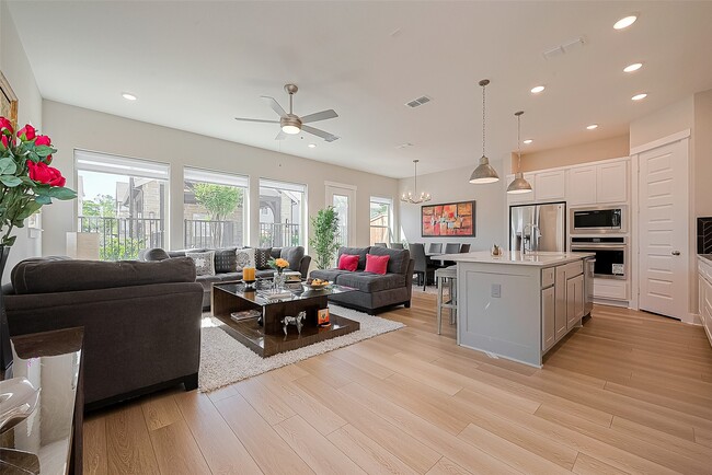 property at 10915 Brambling Wood Dr