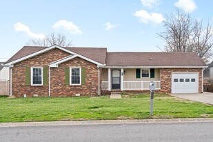 3313 Carrie Dr in Clarksville, TN - Building Photo