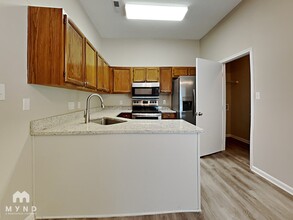9016 Oren Thompson Rd in Charlotte, NC - Building Photo - Building Photo