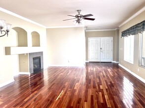 8964 Tom Noon Ave in Las Vegas, NV - Building Photo - Building Photo