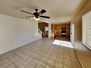 9318 Aventurine Ct in Las Vegas, NV - Building Photo - Building Photo