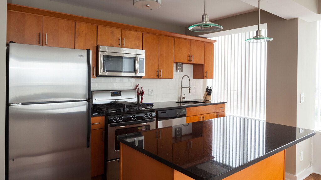 Lake Meadows Apartments in Chicago, IL