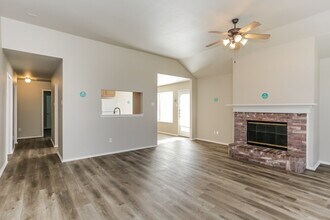 1402 Gray Dawn Dr in Midlothian, TX - Building Photo - Building Photo