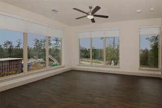 8900 Six Pines Dr in Shenandoah, TX - Building Photo - Building Photo