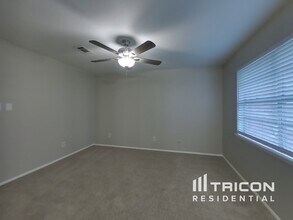 205 4th St in Crosby, TX - Building Photo - Building Photo