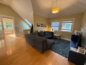 206 Arborway in Boston, MA - Building Photo - Building Photo