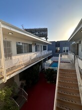 707 N Genesee Ave in Los Angeles, CA - Building Photo - Building Photo