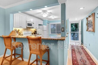 3041 Sandpiper Bay Cir in Naples, FL - Building Photo - Building Photo