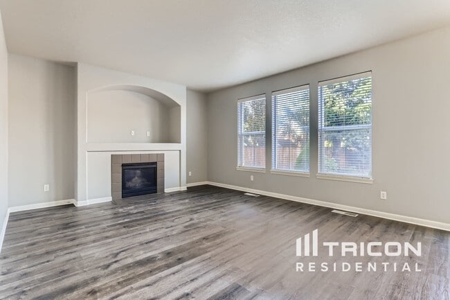 14367 Talawa Dr in Oregon City, OR - Building Photo - Building Photo