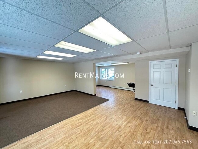 109 Main Rd N in Hampden, ME - Building Photo - Building Photo