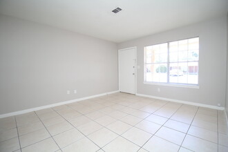 10151 Guidy Ln in Pensacola, FL - Building Photo - Building Photo