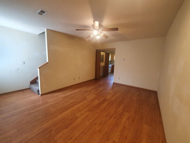 24990 Scenic Dr in Waynesville, MO - Building Photo - Building Photo