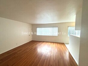 840 Walnut Ave-Unit -C in Long Beach, CA - Building Photo - Building Photo