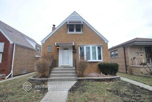 6209 S Meade Ave in Chicago, IL - Building Photo
