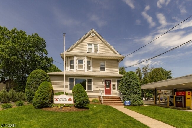 property at 105 Miln St